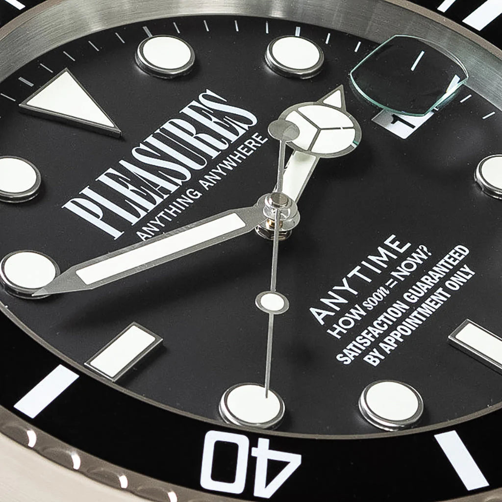 PLEASURES Anytime Clock