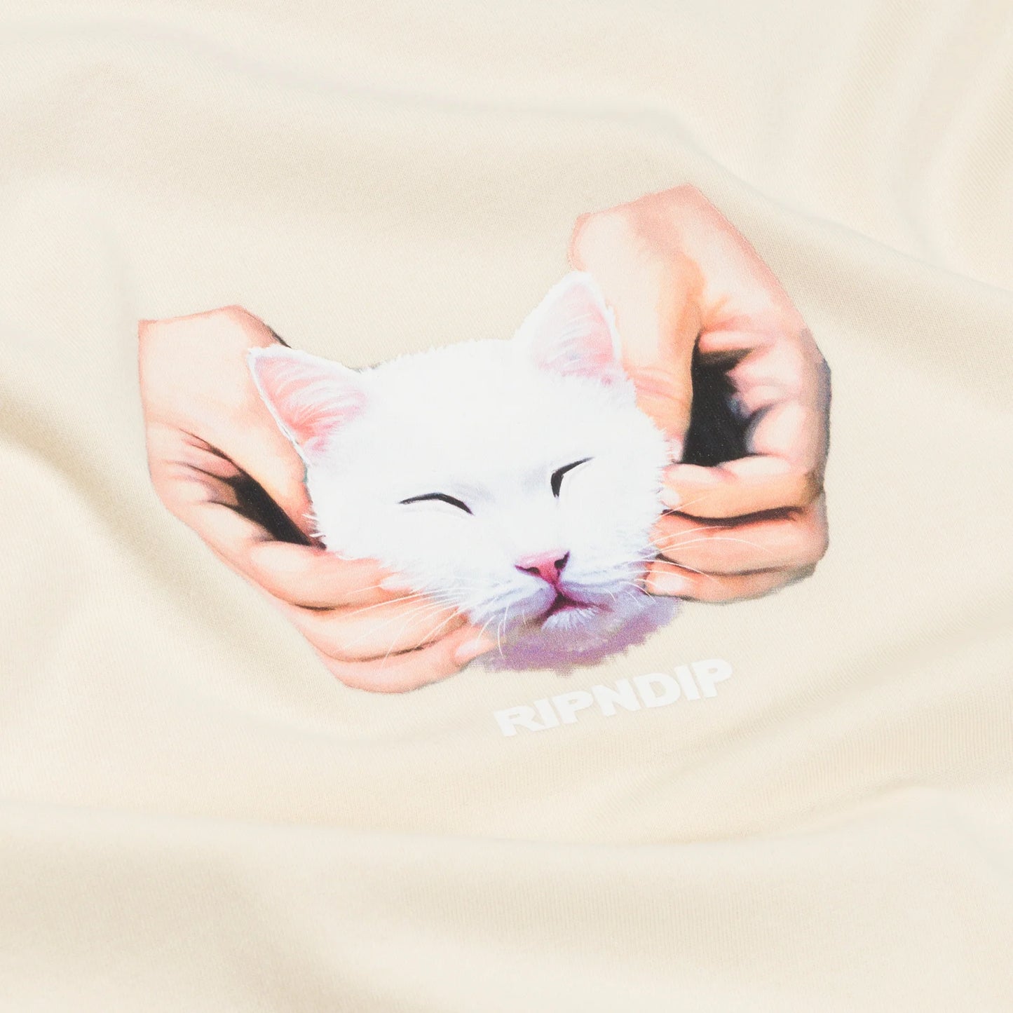 RIPNDIP | Happy Kitty Tee Natural | 100% Algodón 180 GSM | Streetwear Colección Esencial