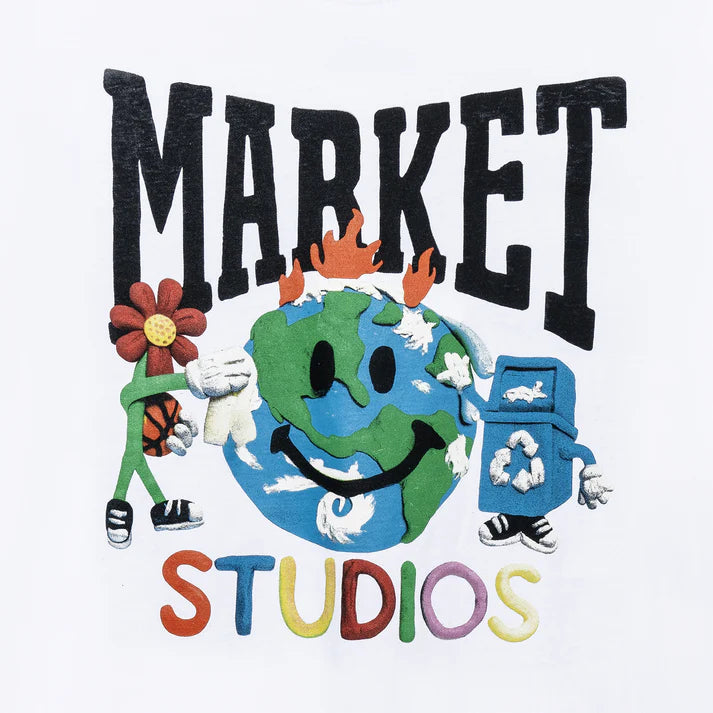 MARKET STUDIOS x Rubenowsky | Camiseta Smiley® Studios | Algodón 220 GSM | Arte Esculpido a Mano