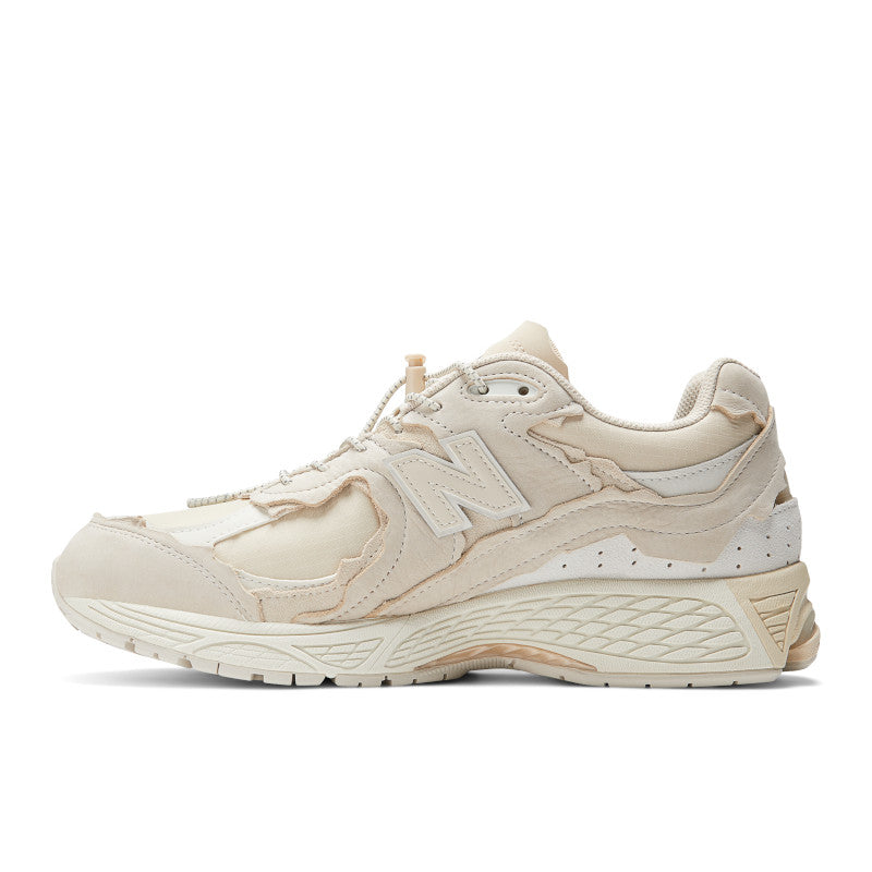 NEW BALANCE - 2002R (BEIGE)